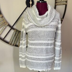 Maurices Gray White and Silver Sweater